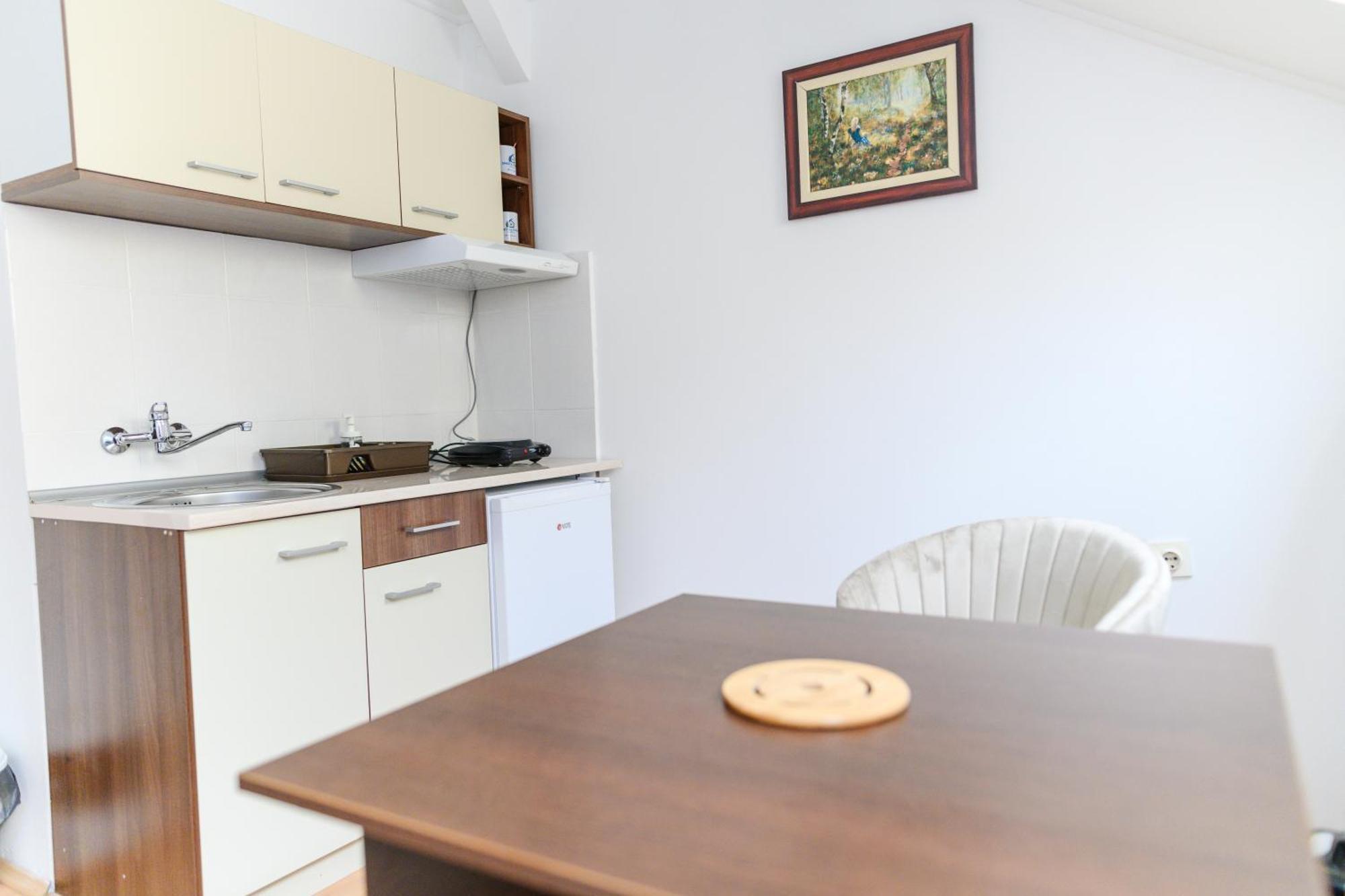 Apartmani Zvirac Сокобаня Экстерьер фото