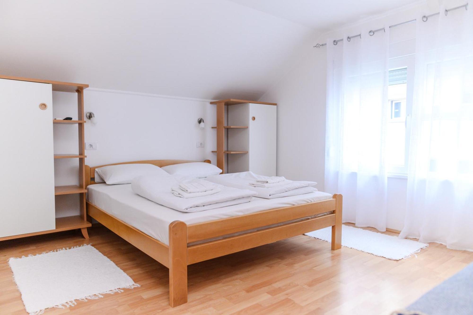 Apartmani Zvirac Сокобаня Экстерьер фото
